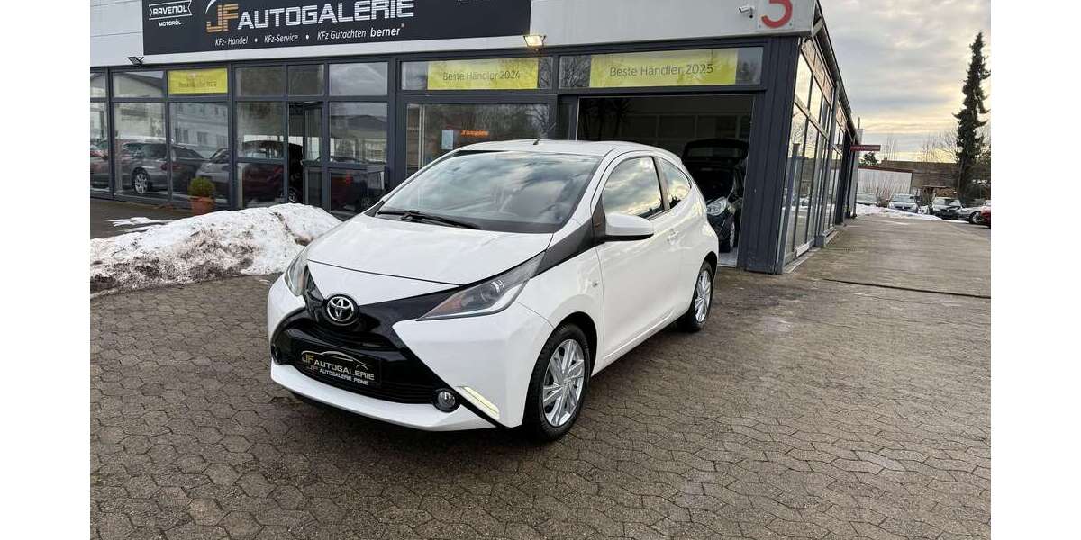 Toyota Aygo 95.000 km 7.490 &euro; Peine 31226