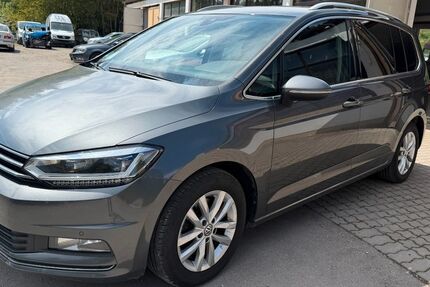 VW Touran 224.126 km 12.450 &euro; GELTENDORF 82269