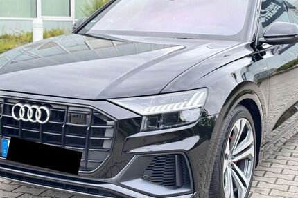 Audi Q8 110.000 km 59.000 € Oberhausen 46047