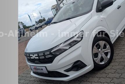 Dacia Sandero 1.500 km 14.990 &euro; Helbra 06311