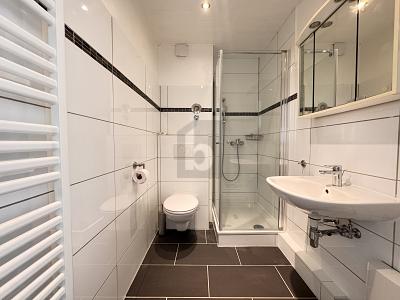 GANZ OBEN MIT HERRLICHEM SONNENBALKON - Etagenwohnung Lübeck Sankt Jürgen | Angebot:27341310