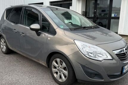 Opel Meriva 183.000 km 3.499 &euro; Nürnberg 90411