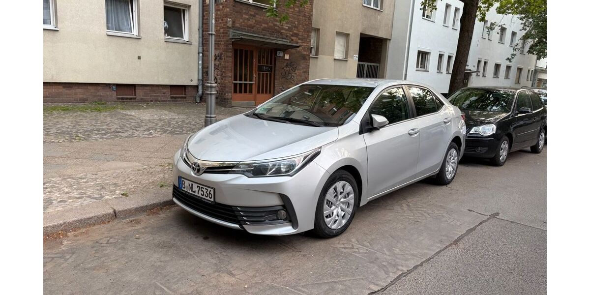 Toyota Corolla 171.455 km 12.800 &euro; Berlin 13509