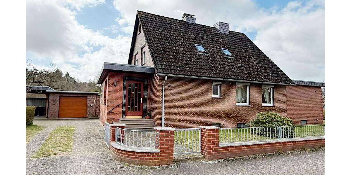 Einfamilienhaus Dannenberg - 8 Zimmer, 153 m&sup2;, 250.000&euro; | Angebot:26310541