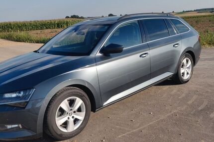 Skoda Superb 208.000 km 16.800 &euro; Alteglofsheim 93087