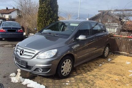 Mercedes-Benz B 200 240.964 km 2.250 &euro; Hohenpeißenberg 82383