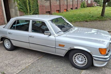 Mercedes-Benz 450 273.000 km 10.900 € Rickert 24782