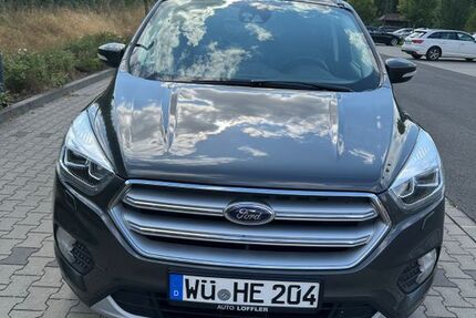 Ford Kuga 136.000 km 9.900 &euro; Würzburg 97076