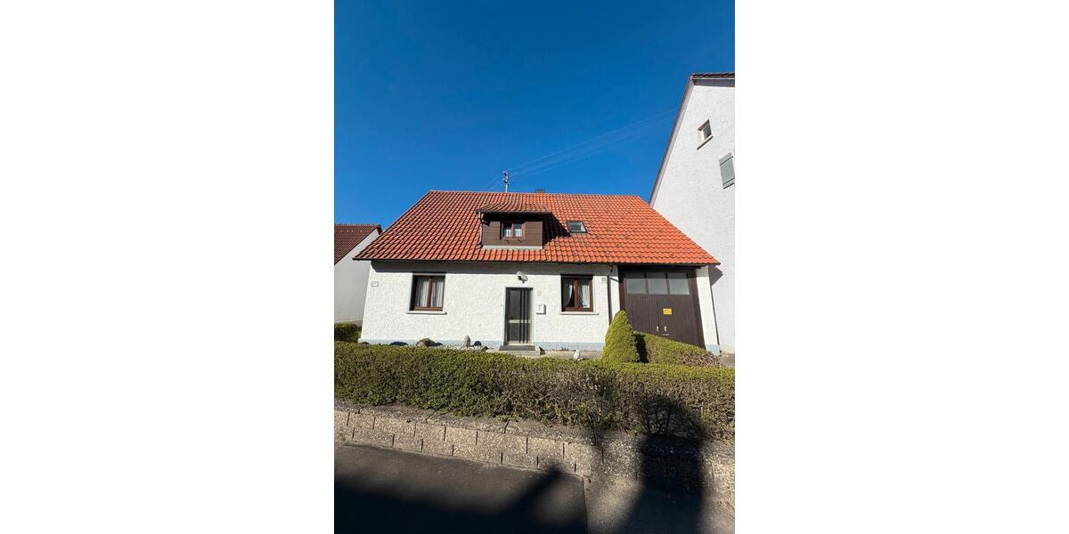 Einfamilienhaus Meßstetten - 5.5 Zimmer, 135 m&sup2;, 990&euro; | Angebot:26357980