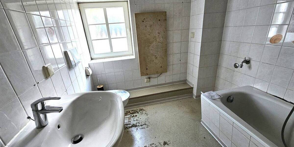 Mehrfamilienhaus, Wohnhaus Kottmar-Eibau Eibau - 1 Zimmer, 423 m&sup2;, 110.000&euro; | Angebot:25690526