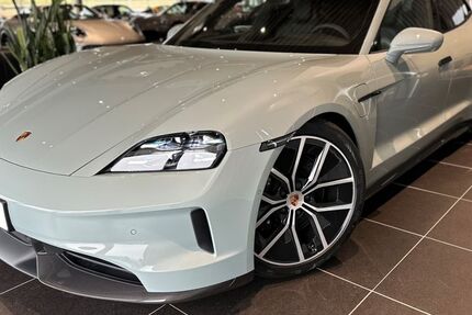 Porsche Taycan 6.900 km 175.900 &euro; Hilzingen 78247