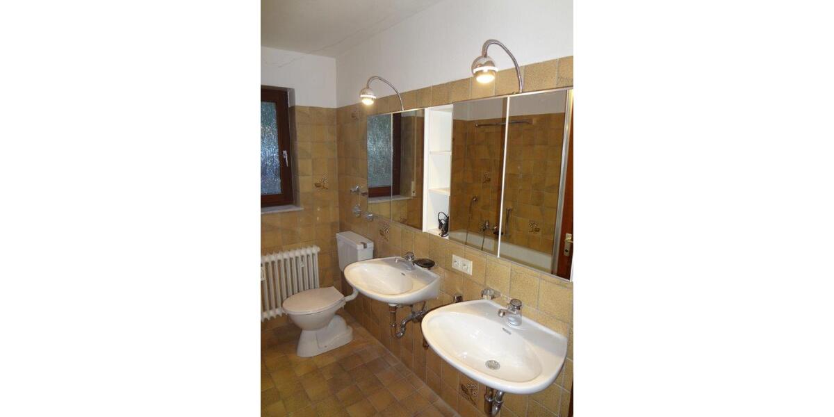 Erdgeschoßwohnung Stuttgart Vaihingen - 3 Zimmer, 85 m&sup2;, 1.750&euro; | Angebot:26701177
