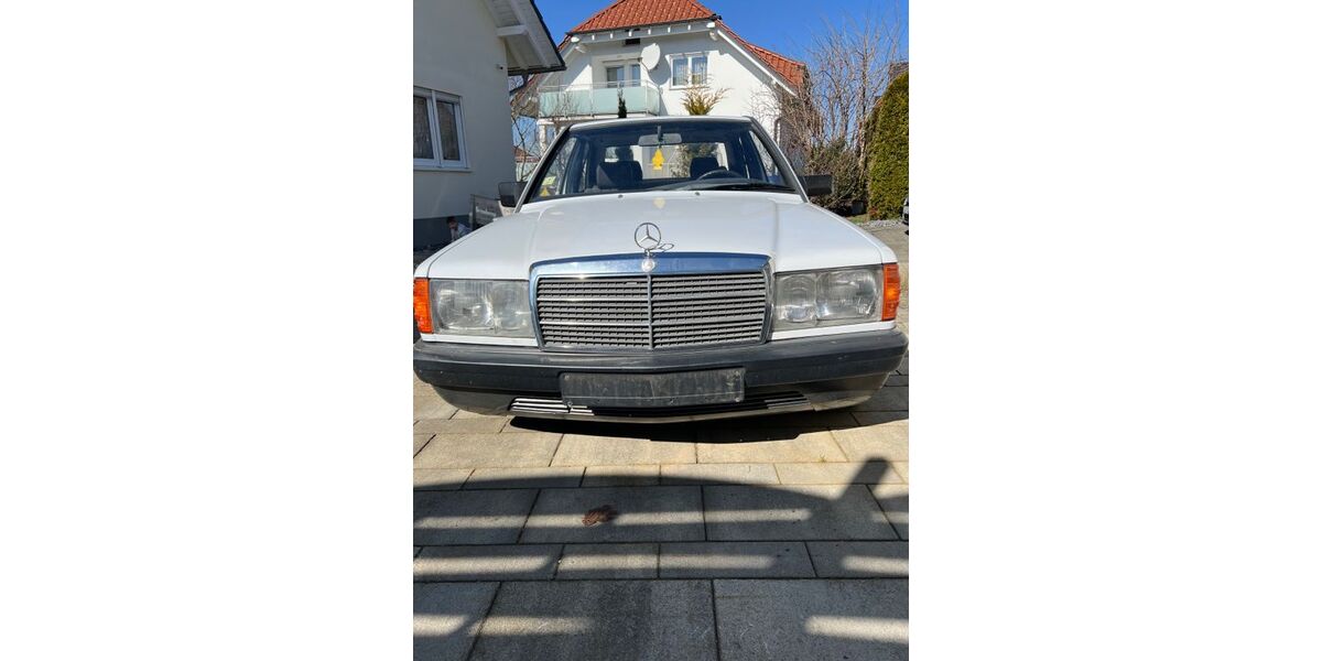 Mercedes-Benz 190 185.254 km 5.750 &euro; Spaichingen 78549