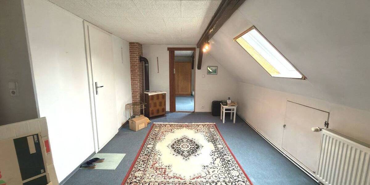 Einfamilienhaus Bad Langensalza - 8 Zimmer, 142 m&sup2;, 205.000&euro; | Angebot:26730752