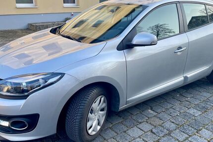 Renault Megane 32.000 km 6.600 &euro; Halberstadt 38820