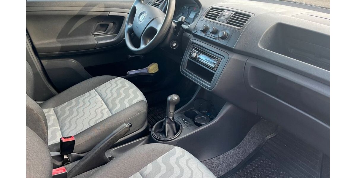 Skoda Fabia 221.000 km 900 &euro; Halsenbach 56283