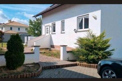 Haus Sontra - 9 Zimmer, 270 m&sup2;, 395.000&euro; | Angebot:26960073