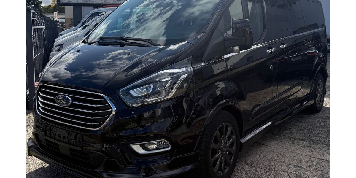 Ford Tourneo Custom 89.000 km 34.900 € Rostock 18069