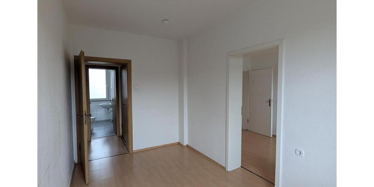Etagenwohnung Duisburg Hamborn - 5 Zimmer, 95 m&sup2;, 749&euro; | Angebot:25743427