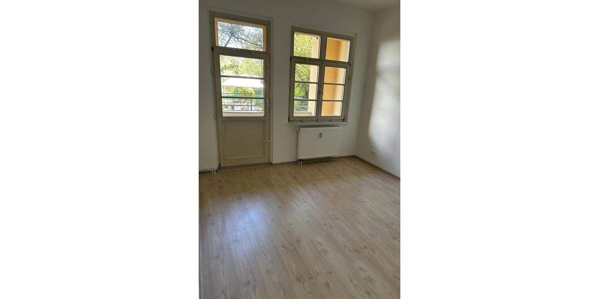 Erdgeschoßwohnung Halle (Saale) Damaschkestraße - 3 Zimmer, 74 m&sup2;, 460&euro; | Angebot:26373307