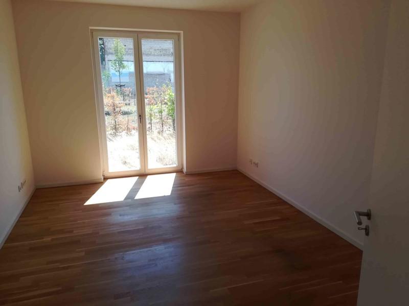 Traumhafte großzügige 5 Zi. Wohnung mit großer Terrasse und Gartenanteil 5 zimmer