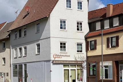 Haus Altusried - 7 Zimmer, 210 m&sup2;, 350.000&euro; | Angebot:23831204