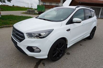 Ford Kuga 158.000 km 8.900 &euro; Griesstätt 83556