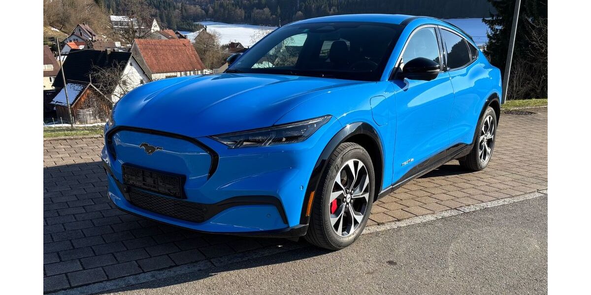 Ford Mustang Mach-E 31.700 km 33.500 &euro; Reichenbach 78564