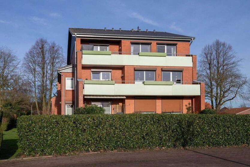 Wunderschöne und lichtdurchflutete 2 Zimmer-Wohnung mit Balkon