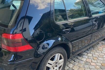 VW Golf 240.000 km 3.500 € Bad Tölz 83646
