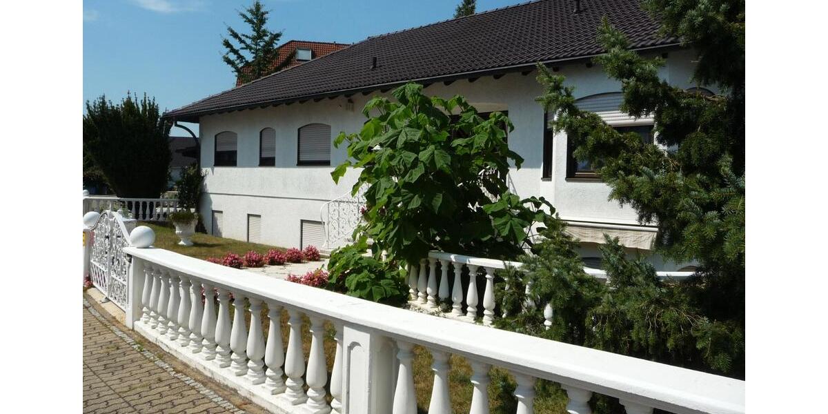 Bungalow Lingenfeld - 5 Zimmer, 220 m&sup2;, 690.000&euro; | Angebot:26356060