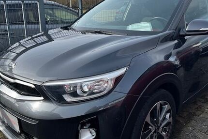 Toyota RAV 4 7.500 km 34.790 &euro; Sinn 35764