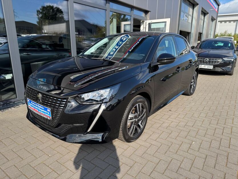 Peugeot 208 16.900 km 16.790 € Bad Segeberg 23795