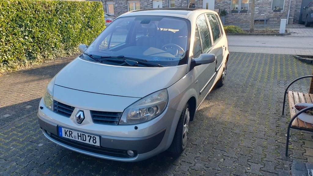 Renault Scenic 174.000 km 2.750 &euro; Krefeld 47807