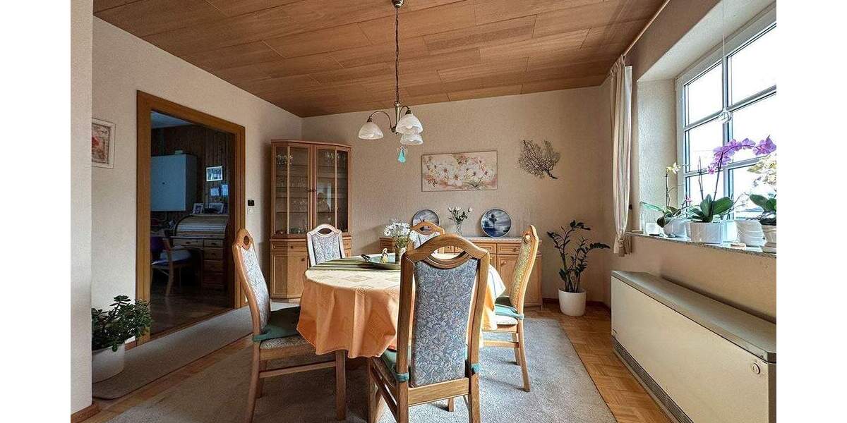 Einfamilienhaus Uelsby - 8 Zimmer, 168 m&sup2;, 212.000&euro; | Angebot:25745855