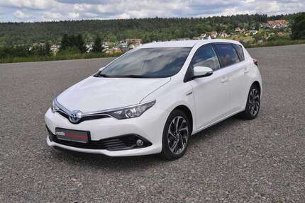 Toyota Auris 43.998 km 15.290 &euro; Dornstetten 72280