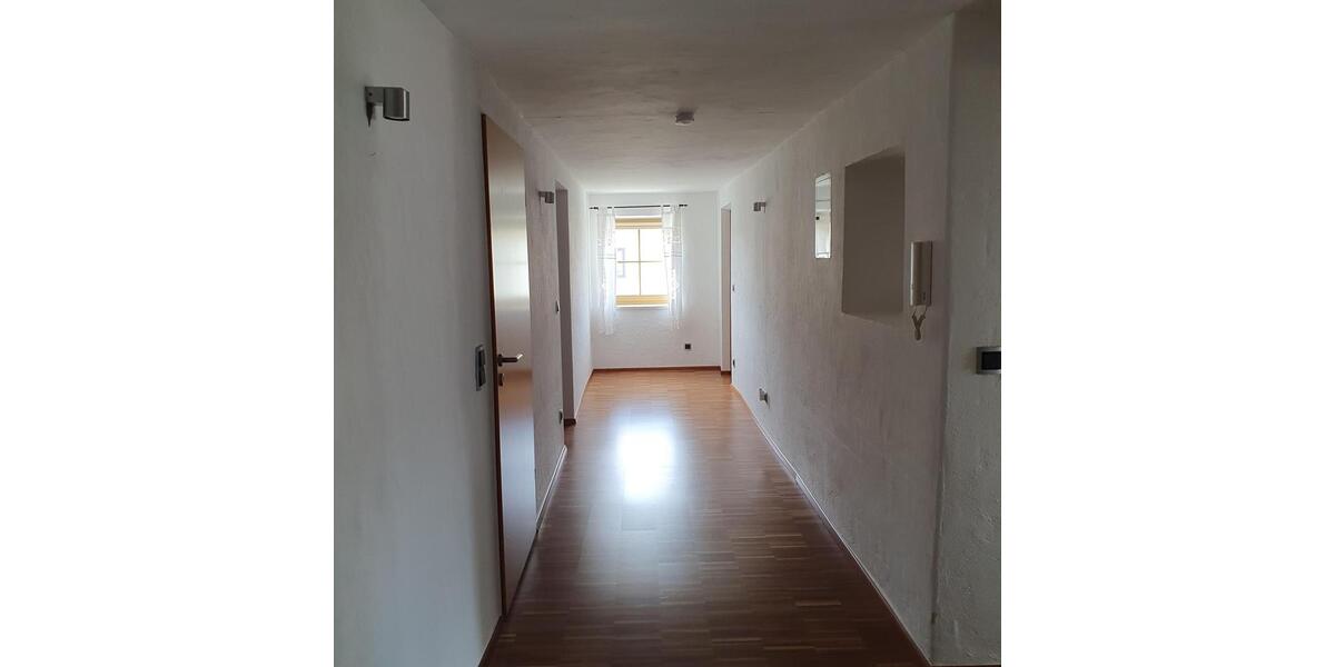 Einfamilienhaus Hauzenberg - 6 Zimmer, 210 m&sup2;, 450.000&euro; | Angebot:26479181