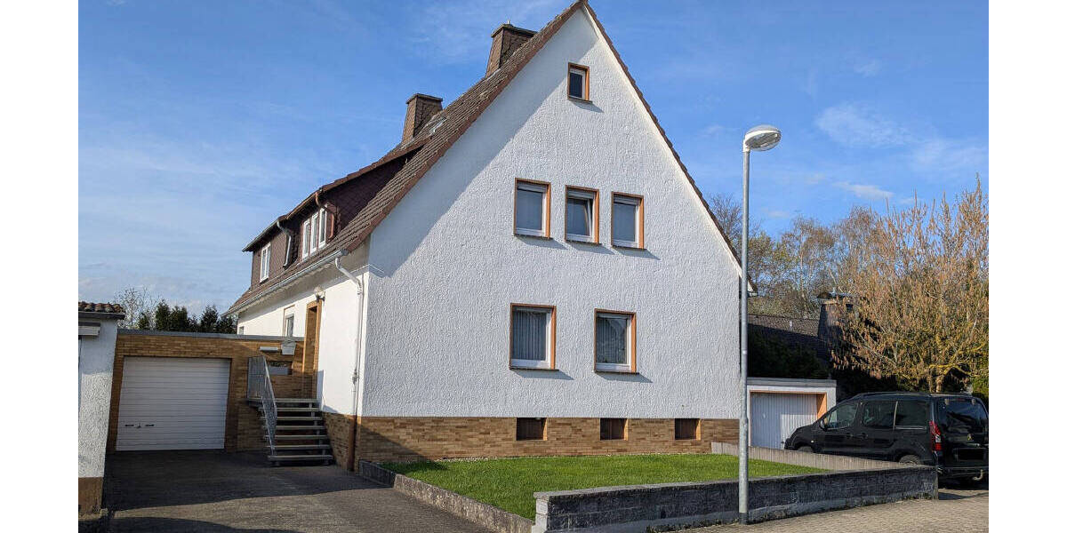 Mehrfamilienhaus, Wohnhaus Korbach - 8 Zimmer, 200 m&sup2;, 325.000&euro; | Angebot:26290132