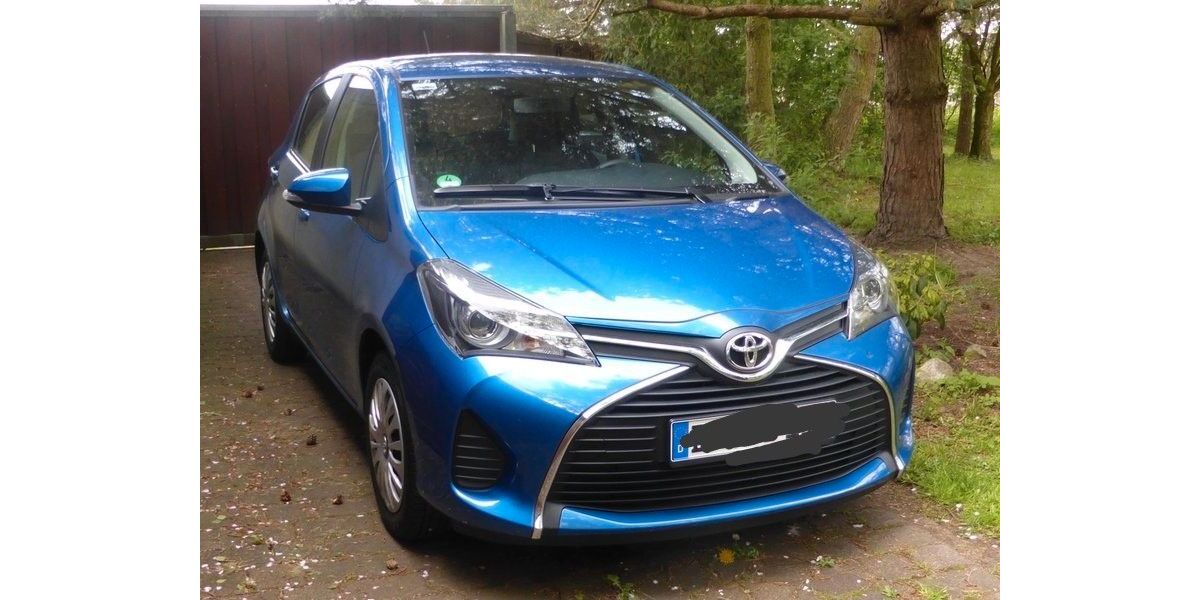 Toyota Yaris 126.000 km 7.000 &euro; Staffhorst 27254