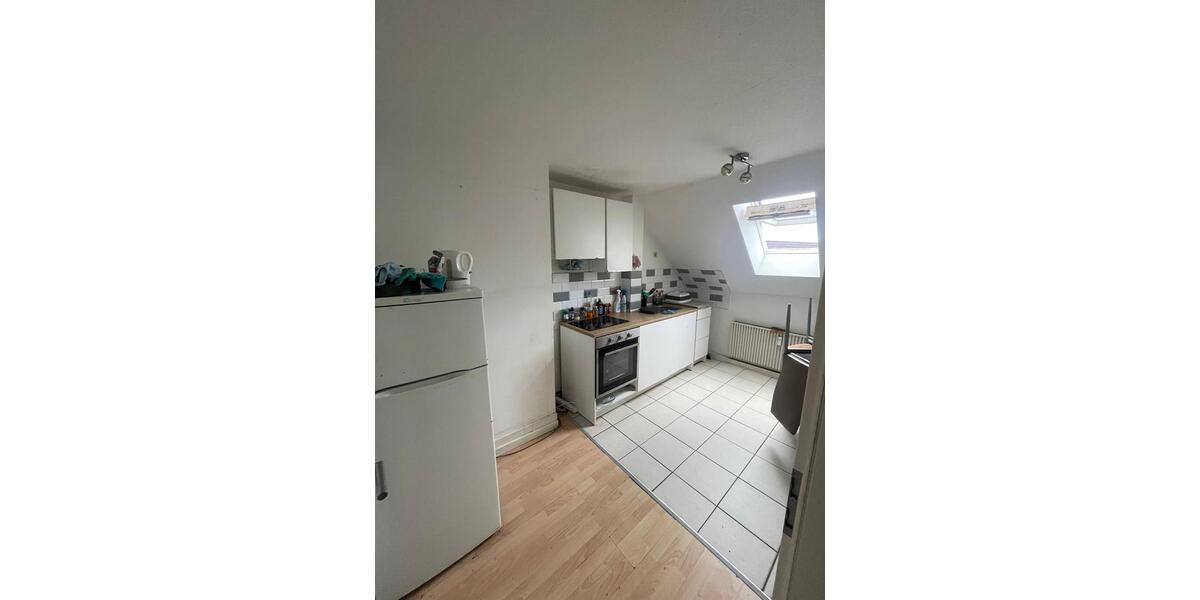 Dachgeschoßwohnung Düsseldorf Stadtbezirk 5 - 3 Zimmer, 57 m&sup2;, 500&euro; | Angebot:26664024