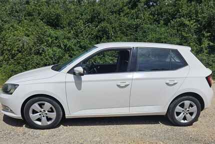 Skoda Fabia 59.000 km 8.250 &euro; Aichtal 72631