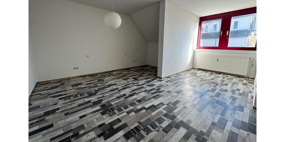 Dachgeschoßwohnung Peine - 3 Zimmer, 118 m&sup2;, 800&euro; | Angebot:26379891