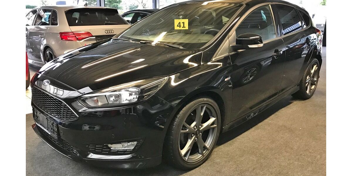 Ford Focus 47.000 km 13.990 &euro; Minden 32425