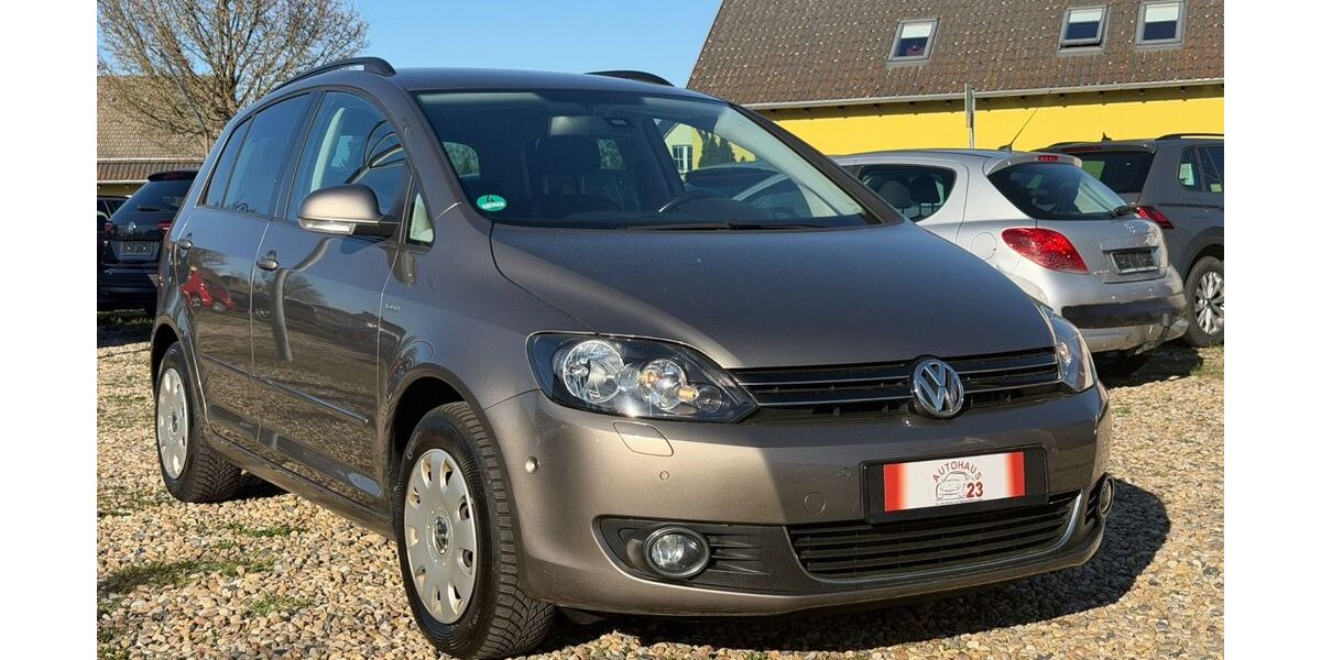 VW Golf Plus 92.709 km 11.490 &euro; Trebbin 14959