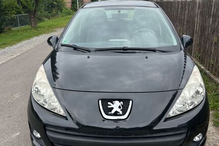 Peugeot 207 129.000 km 2.300 &euro; Eicha 98630