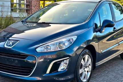 Peugeot 308 165.000 km 2.400 &euro; Ahlen 59229