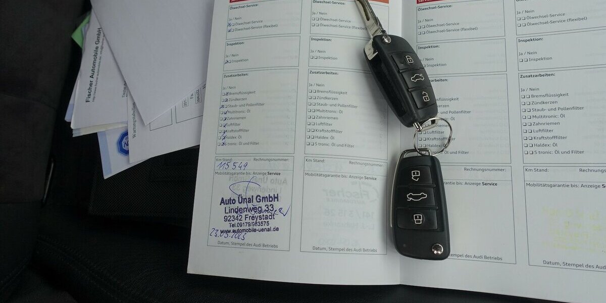 Audi Q3 2.0 TDI quattro Bi-Xenon Navi PDC S-Line 8x Alu 121.000 km 16.950 &euro; Neumarkt/OPf 92318