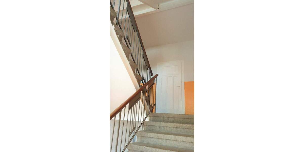 Etagenwohnung Aue - 4 Zimmer, 90 m&sup2;, 480&euro; | Angebot:25564480