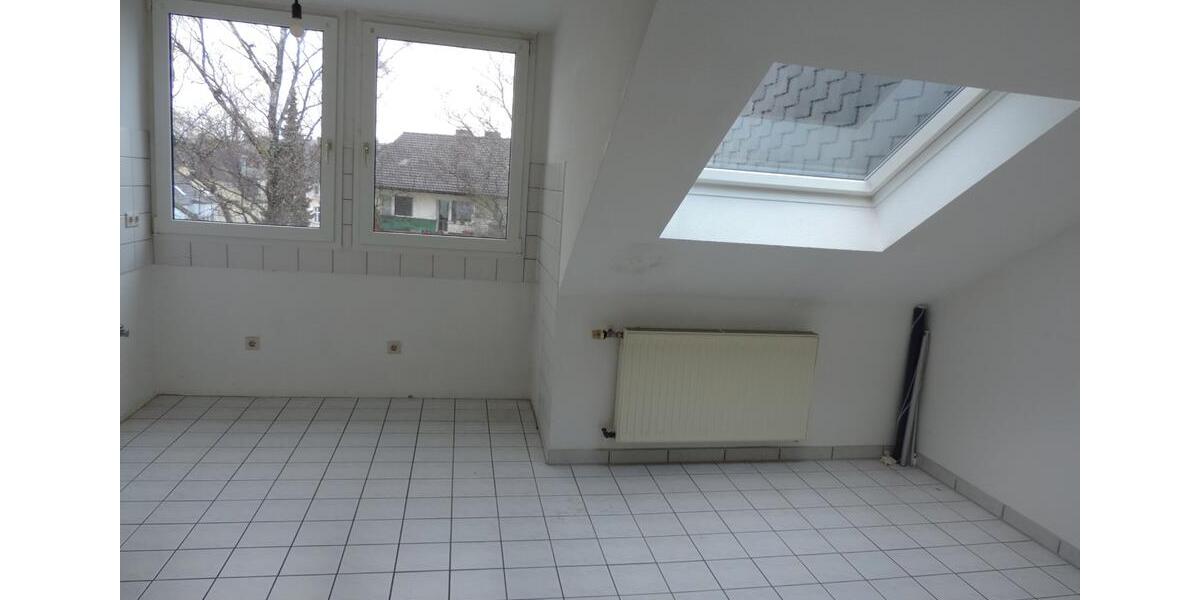 Dachgeschoßwohnung Dortmund Hombruch - 2 Zimmer, 75 m&sup2;, 560&euro; | Angebot:26298784