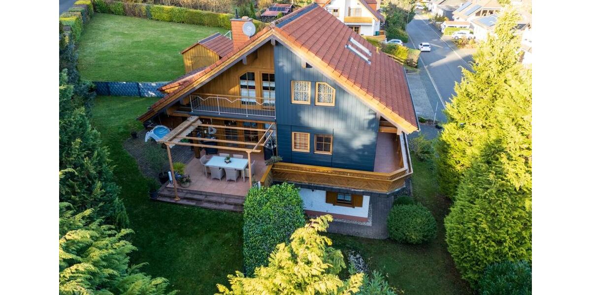 Einfamilienhaus Gerolstein - 8 Zimmer, 185 m&sup2;, 550.000&euro; | Angebot:26545050